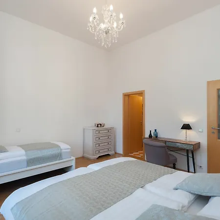 Slovansky Dum Boutique Apartmán *